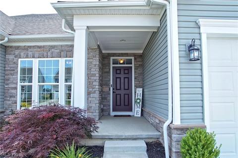 626 Hendrix Blvd, Lagrange, OH 44050 photo 2
