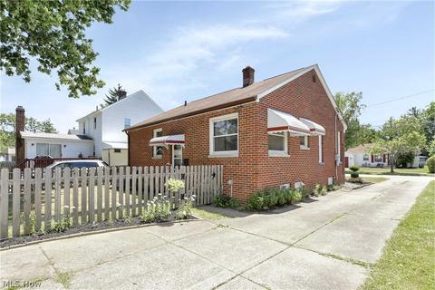 84 Hamilton St, Berea, OH 44017 photo 8