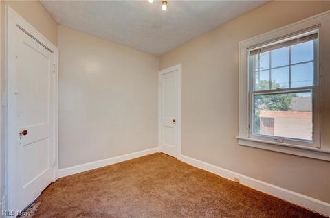 5706 Morningside Dr, Parma, OH 44129 photo 28