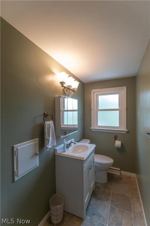 681 Longfellow Dr, Berea, OH 44017 photo 21
