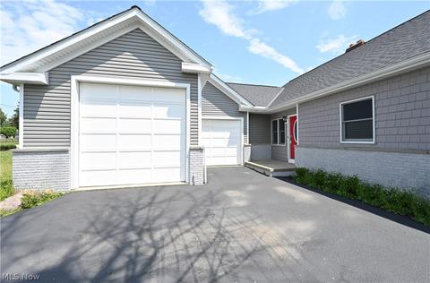 5035 Harper Rd, Solon, OH 44139 photo 1