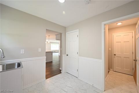 5035 Harper Rd, Solon, OH 44139 photo 27