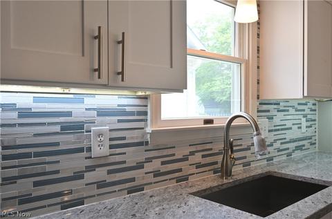 5035 Harper Rd, Solon, OH 44139 photo 9