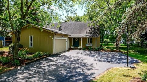 392 Bent Tree Dr, Aurora, OH 44202 photo 1