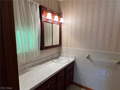 685 Tall Trees Dr, Ashtabula, OH 44004 photo 7