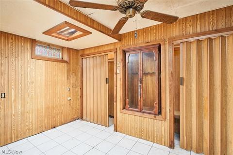 862 Independence Ave, Akron, OH 44310 photo 14