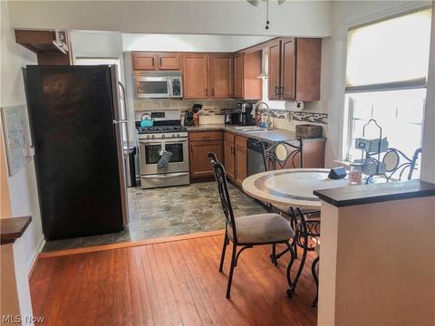 284 Oakley Ave, Youngstown, OH 44512 photo 35