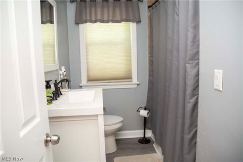 284 Oakley Ave, Youngstown, OH 44512 photo 19