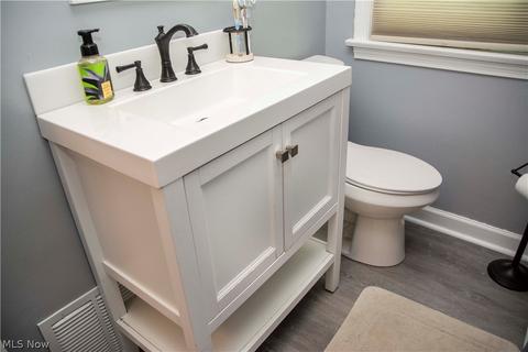 284 Oakley Ave, Youngstown, OH 44512 photo 20