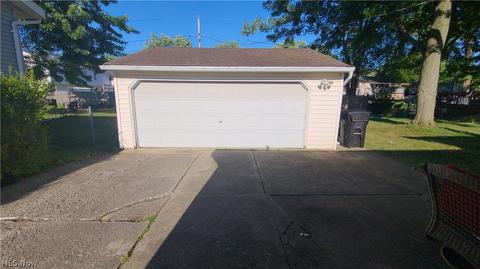 571 Georgetown Ave, Elyria, OH 44035 photo 17