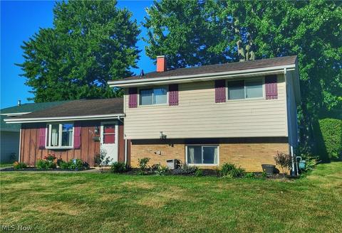 571 Georgetown Ave, Elyria, OH 44035 photo 1