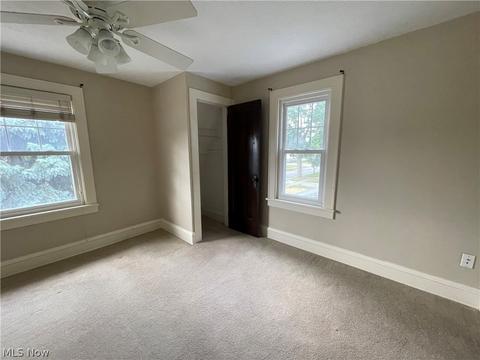 3323 Maplecrest Ave, Parma, OH 44134 photo 9
