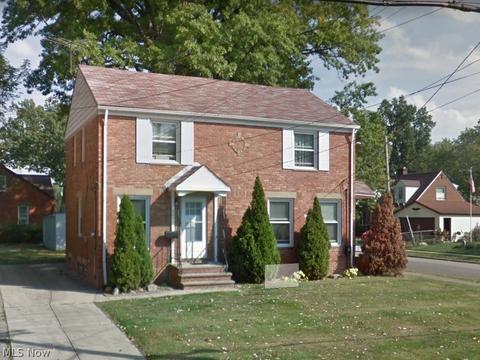401 E 250th St, Euclid, OH 44132 photo 1