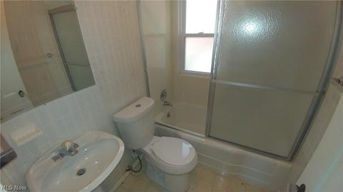401 E 250th St, Euclid, OH 44132 photo 13