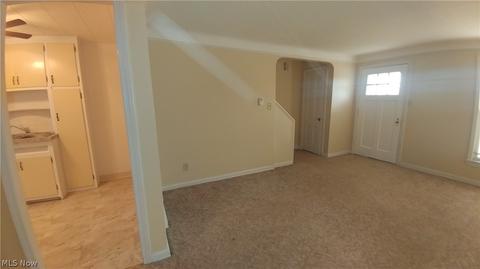 401 E 250th St, Euclid, OH 44132 photo 8