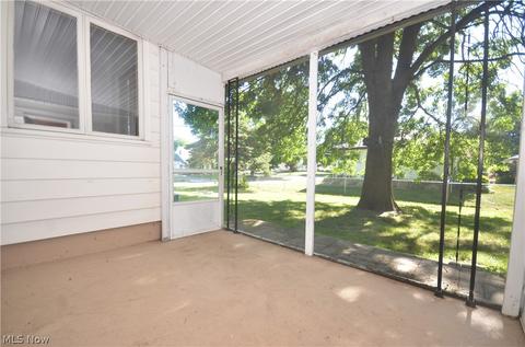 257 Prairie Dr, Akron, OH 44312 photo 33