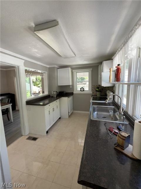 842 Springdale Dr, Akron, OH 44310 photo 7