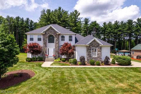 7650 Pinecrest Ln, Solon, OH 44139 photo 1