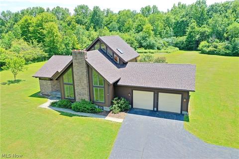 5888 Everett Hull Rd, Fowler, OH 44418 photo 2