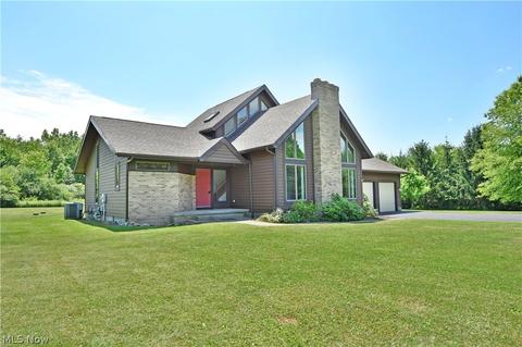 5888 Everett Hull Rd, Fowler, OH 44418 photo 3