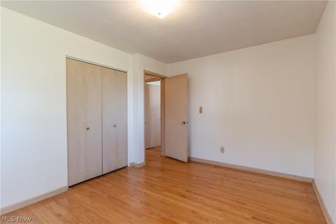 5449 E 141st St, Maple Heights, OH 44137 photo 12