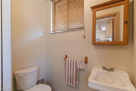 5449 E 141st St, Maple Heights, OH 44137 photo 10