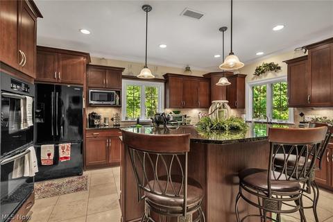 8375 Morley Rd, Concord, OH 44060 photo 16