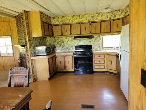 247 Clay Rd, Jefferson, OH 44047 photo 12