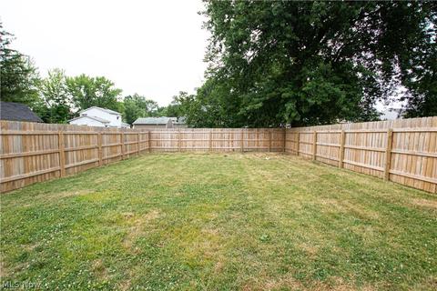 1819 Robindale St, Wickliffe, OH 44092 photo 33