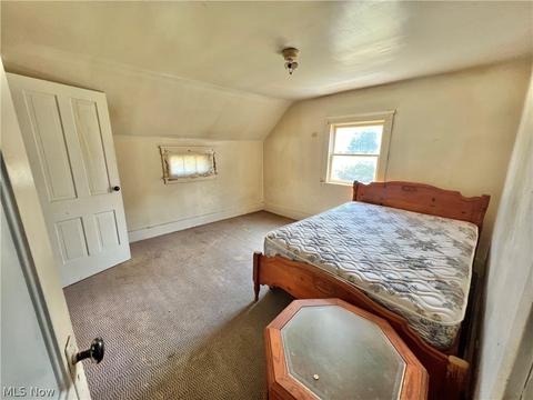 218 Winckles St, Elyria, OH 44035 photo 9