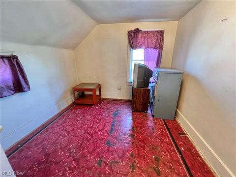 218 Winckles St, Elyria, OH 44035 photo 10