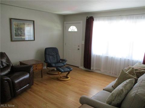 2208 Mark Dr, Lorain, OH 44052 photo 8