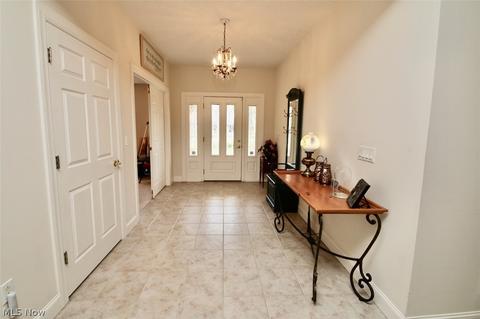 1541 Ashwood Dr, Saybrook, OH 44004 photo 3
