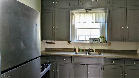 630 Clark St, Willard, OH 44890 photo 10