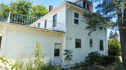 630 Clark St, Willard, OH 44890 photo 28