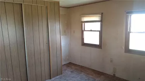 515 North St, Barnesville, OH 43713 photo 8