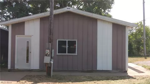 515 North St, Barnesville, OH 43713 photo 25