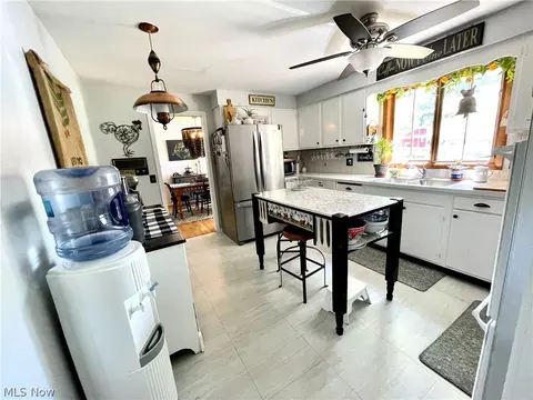 407 Colgate Ave, Elyria, OH 44035 photo 7