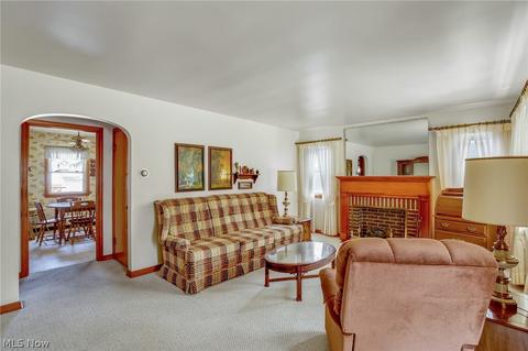 1873 E 36th St, Lorain, OH 44055 photo 4