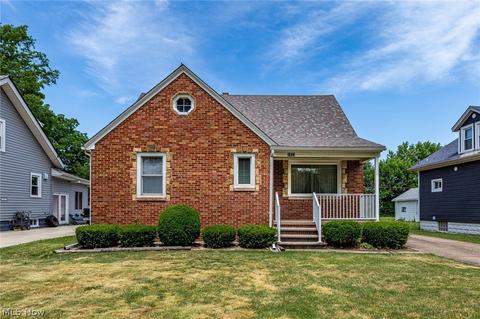 1873 E 36th St, Lorain, OH 44055 photo 1