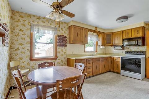1873 E 36th St, Lorain, OH 44055 photo 16