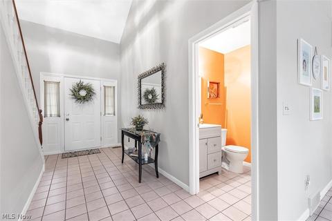 850 Hampton Cir #2, Aurora, OH 44202 photo 5