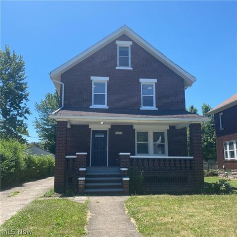 1886 E 33rd St, Lorain, OH 44055 photo 1