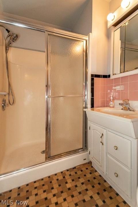 2207 E 290th St, Wickliffe, OH 44092 photo 15