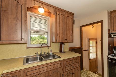 2207 E 290th St, Wickliffe, OH 44092 photo 30