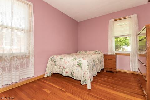 2207 E 290th St, Wickliffe, OH 44092 photo 13