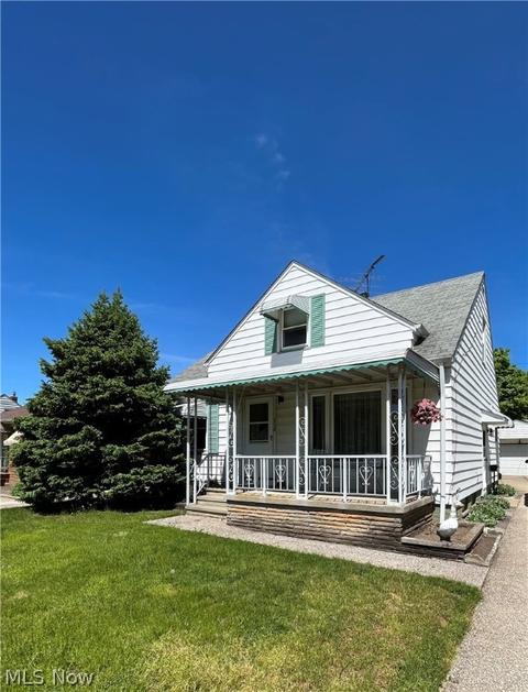 2207 E 290th St, Wickliffe, OH 44092 photo 1