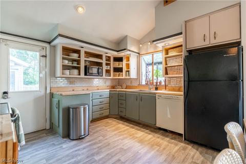 4449 18th St NW, Canton, OH 44708 photo 4