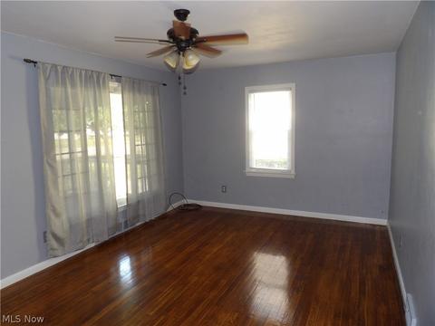 1725 Maple St, Wickliffe, OH 44092 photo 6