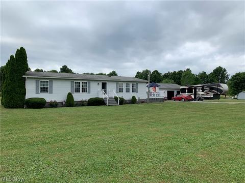 11175 Smith Goshen Rd, Beloit, OH 44609 photo 2